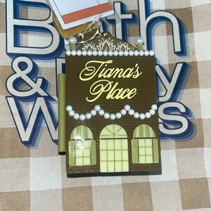 Princess Tiana Disney Pocketbac holder bath and body works New LIGHT UP